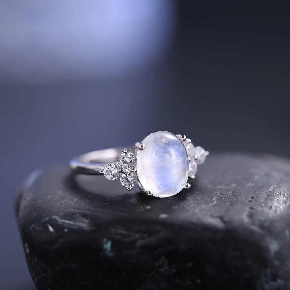 Vintage Milky Blue Moonstone Art Deco Mil grain Ring  in 925 Sterling Silver Unique Gemstone Women's